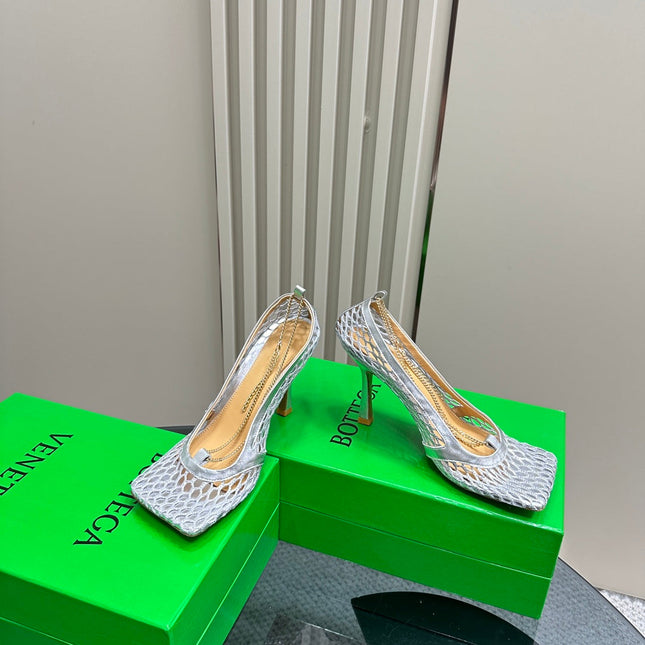 HIGH PUMP 9 CM IN SILVER METALLIZE MESH AND LEATHER