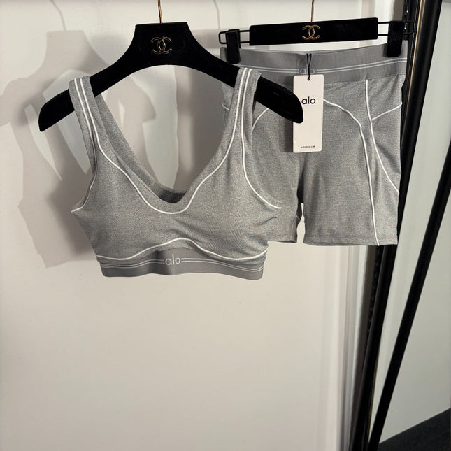 ALO 26S SPORTS BRA & HIGH-WAIST BIKER SHORTS SET 264