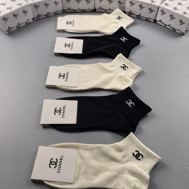 CHANEL 26S ANKLE SOCKS 408749 (1 BOX)