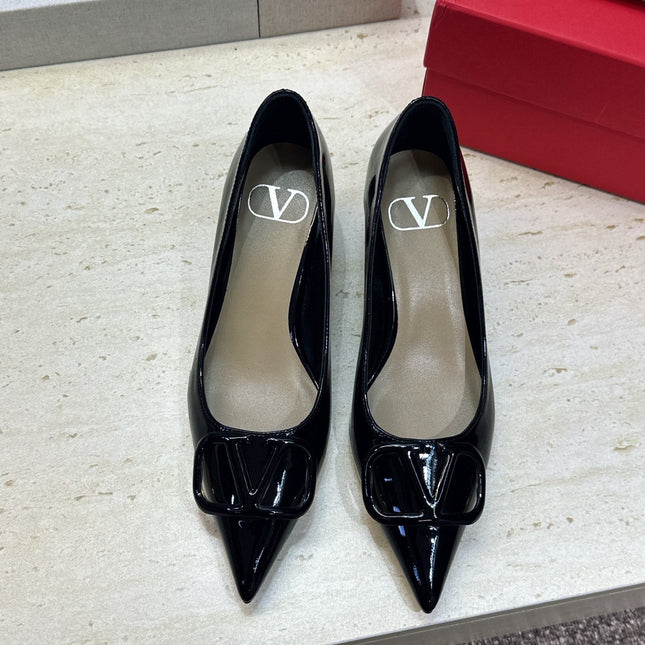 VALENTINO 26S HIGH HEELS 40 MM IN BLACK PATENT CALFSKIN
