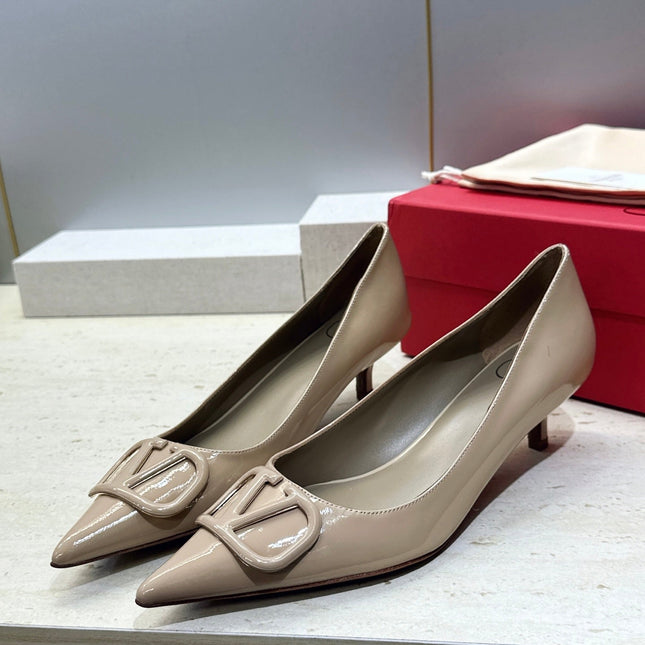 VALENTINO 26S HIGH HEELS 40 MM IN BEIGE PATENT CALFSKIN