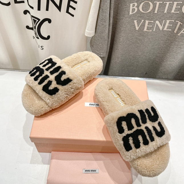 MIUMIU 26S SANDALS IN BEIGE SHEARLING WITH LOGO LETTERING