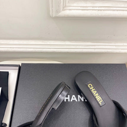 CHANEL 26S THONG SANDALS IN BLACK WITH CRYSTAL EMBELLISHED STRAPS