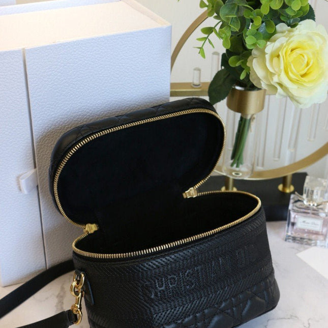 SMALL TRAVEL VANITY CASE BLACK LAMBSKIN