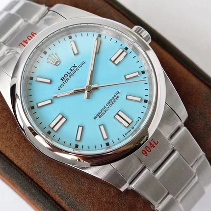 OYSTER PERPETUAL 41 STAINLESS STEEL SKY BLUE DIAL